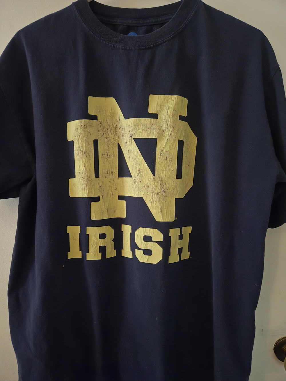 NCAA Navy Blue T-Shirt with Gold ND Irish Logo